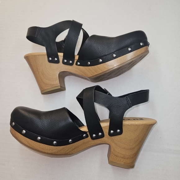 🌸 NEW Kork-Ease | Black Leather‎ Clogs - Picture 5 of 9